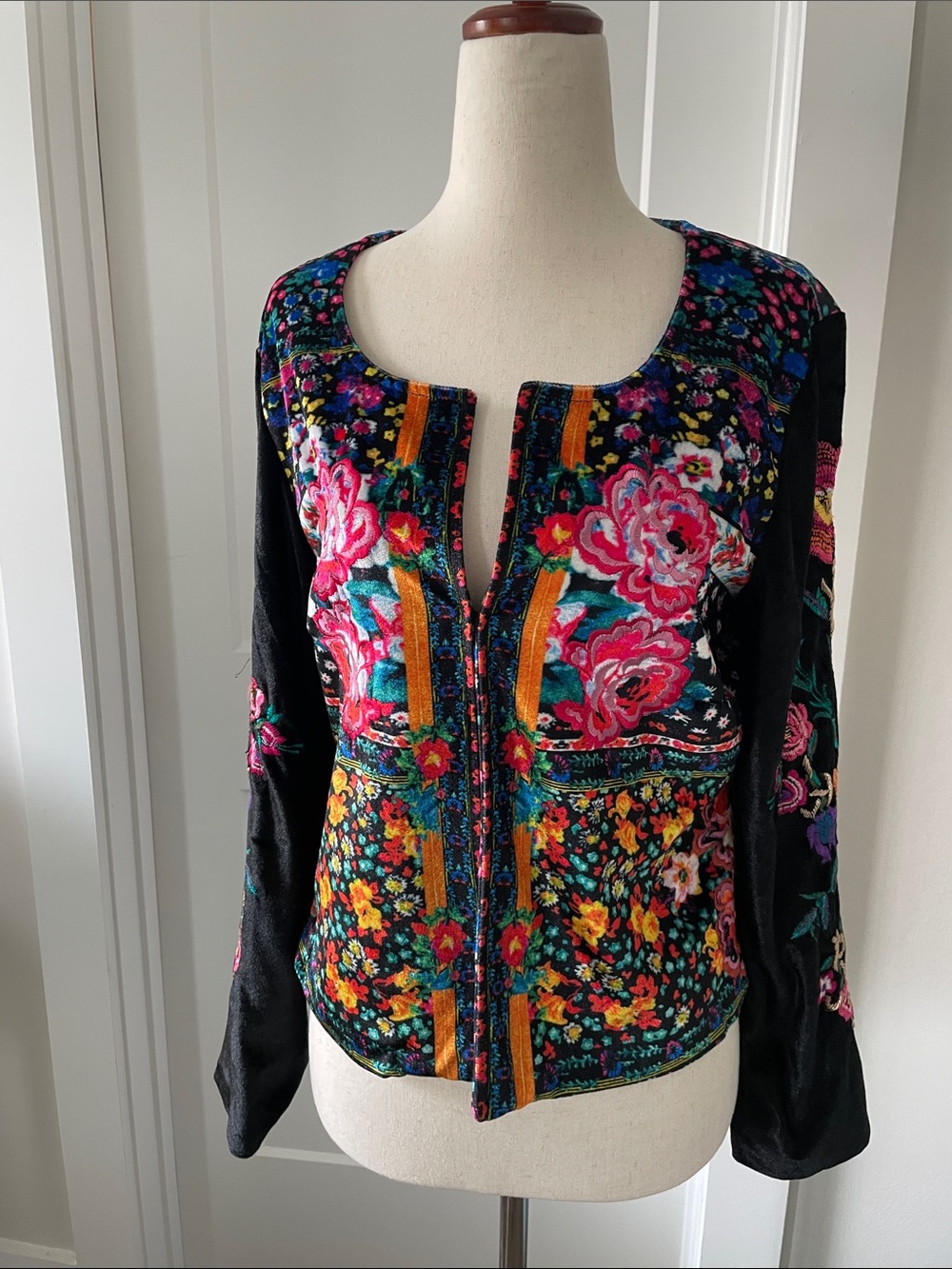 Embroidered Floral Open Cardigan — Black with Multicolor Flowers